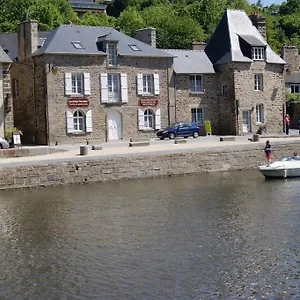au-fil-de-leau-les-remparts.inbrittany.com/